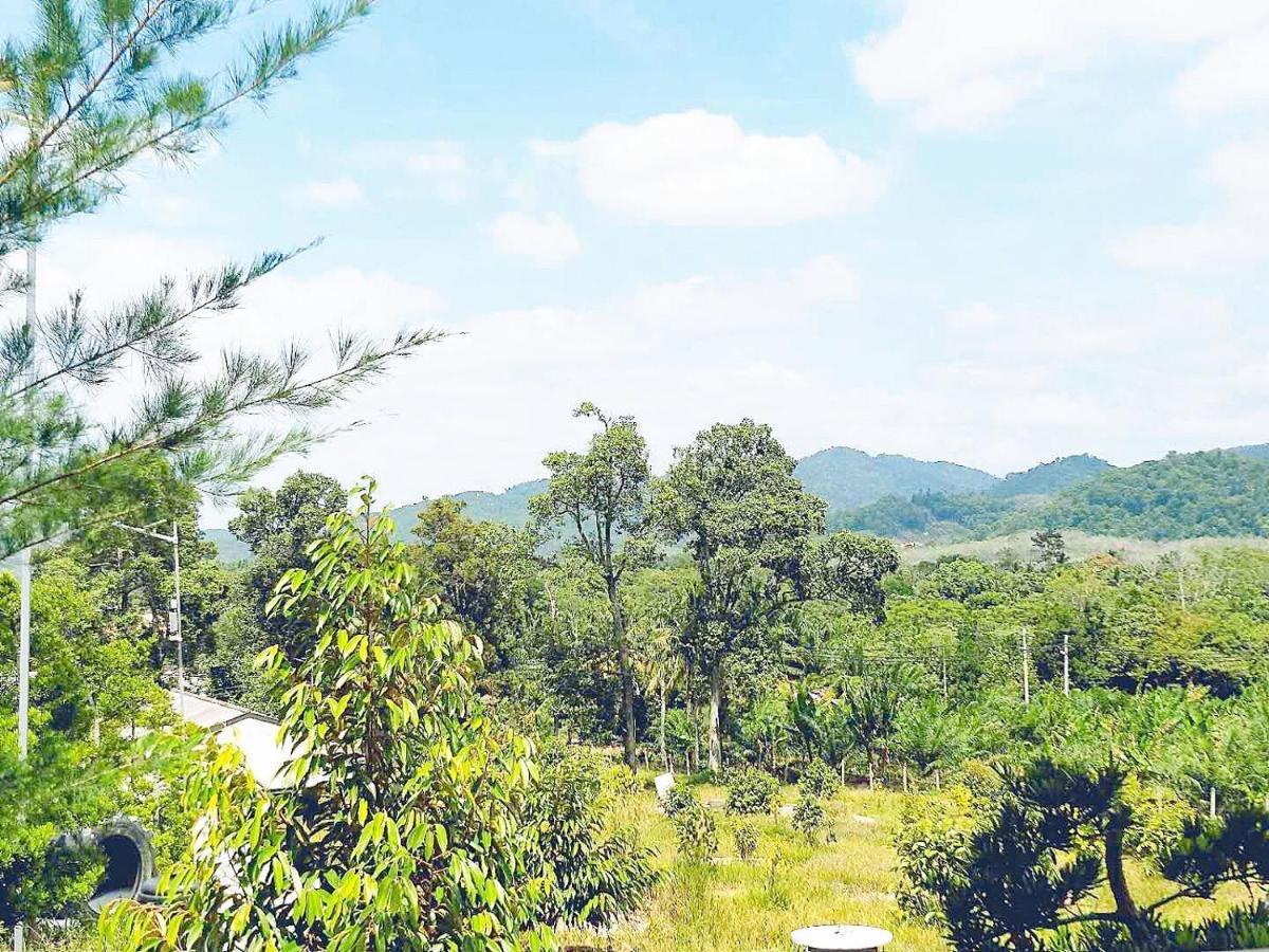Durian Ecolodge 탐핀 외부 사진