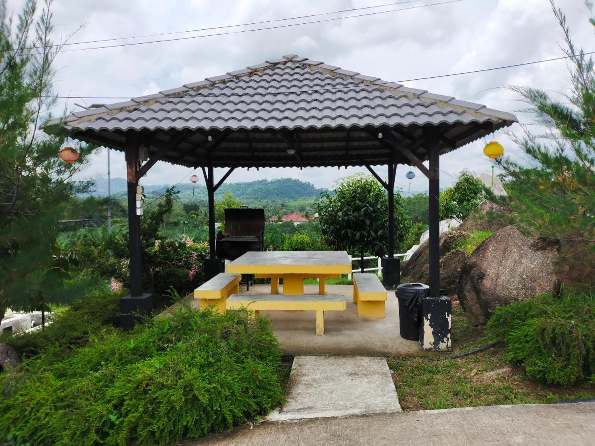 Durian Ecolodge 탐핀 외부 사진